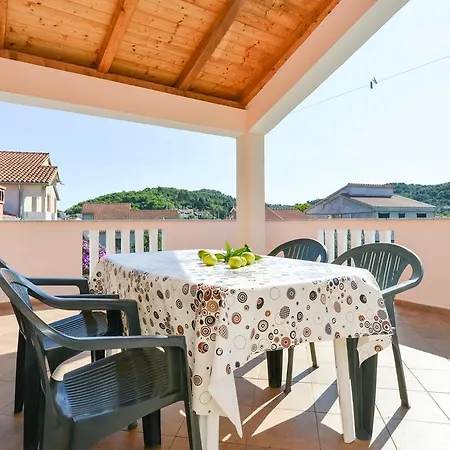 Apartment Esso Grande 1 *
