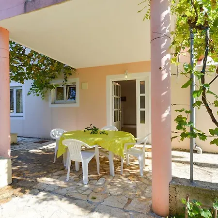 Apartment Esso Grande 1